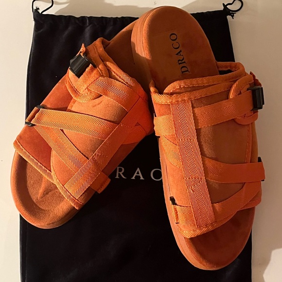 Draco ~ Luxurious Slides - Picture 6 of 10